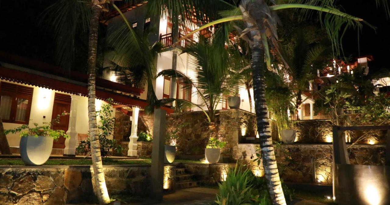 Terrace Garden Ayurveda Resort เวลิกามา ภายนอก รูปภาพ